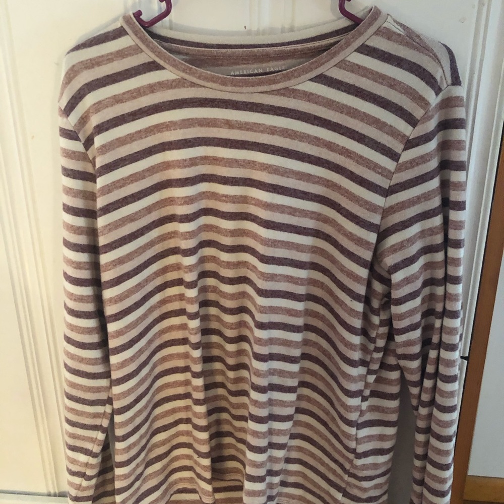 Long sleeve American Eagle tee
